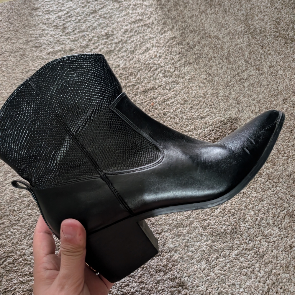 Black Women's Western Ankle Boots - Sleek Pointed Toe